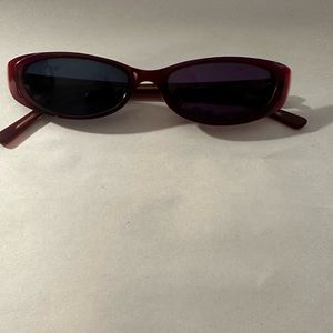 Red or Burgundy Oval Cateye Sunglasses
Womens Retro Small
Skinny Shades
